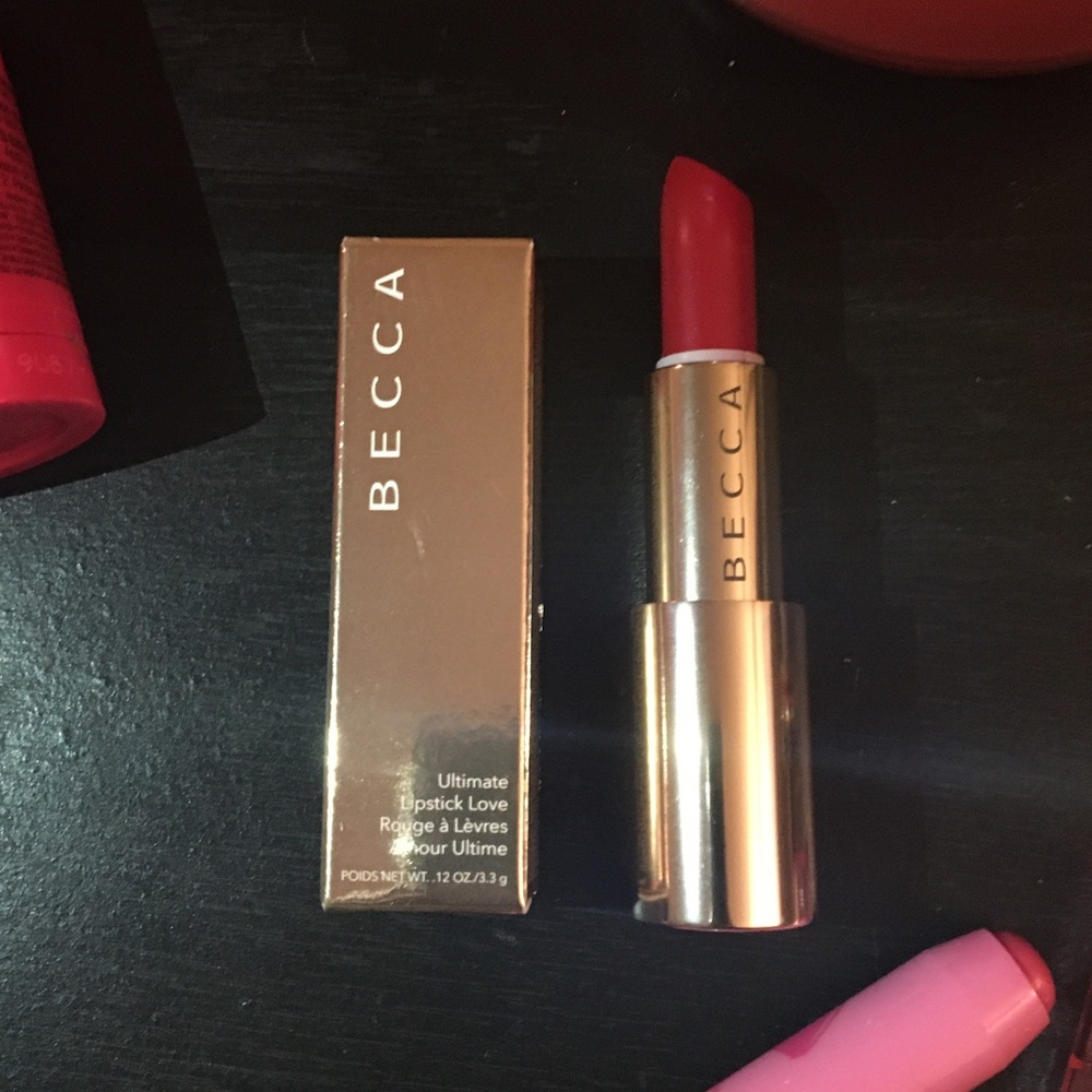Becca Ultimate Lipstick Love in Ruby